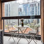 Golden - Large & Stylish, Metro Nearby Grzybowska 85-5 Апартаменты Варшава