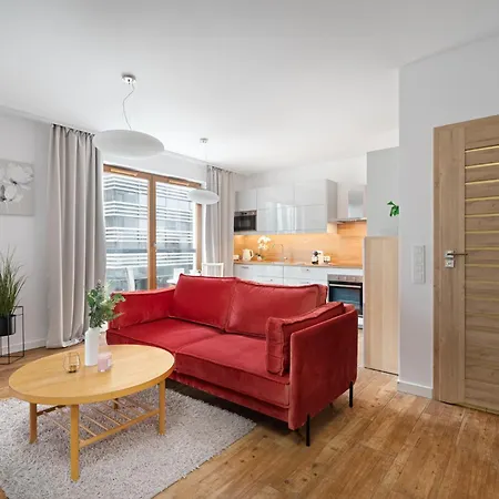 Golden - Large & Stylish, Metro Nearby Grzybowska 85-5 Апартаменты