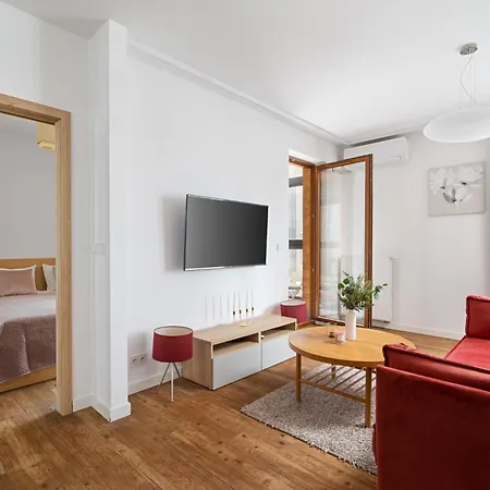 Апартаменты Golden - Large & Stylish, Metro Nearby Grzybowska 85-5