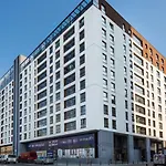 Golden - Large & Stylish, Metro Nearby Grzybowska 85-5 * Warszawa