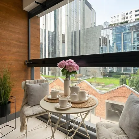 Golden - Large & Stylish, Metro Nearby Grzybowska 85-5 ורשה